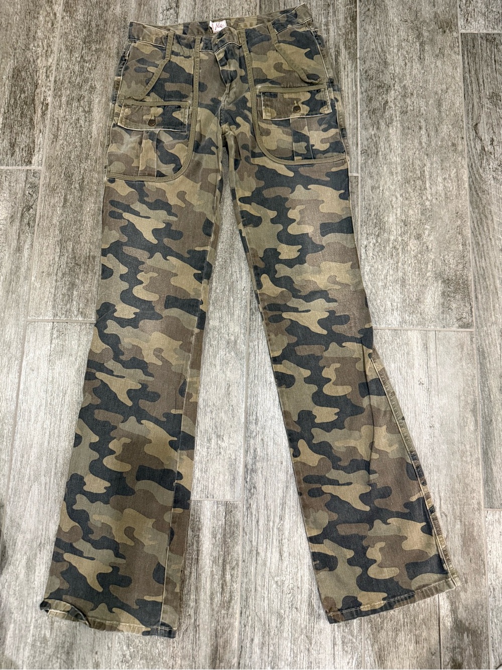 Joie Women's Camouflage Wide-Leg Cargo Jeans in Green and Brown